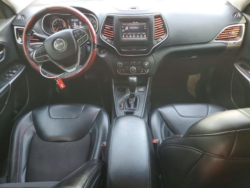 2019 JEEP CHEROKEE LATITUDE PLUS 8