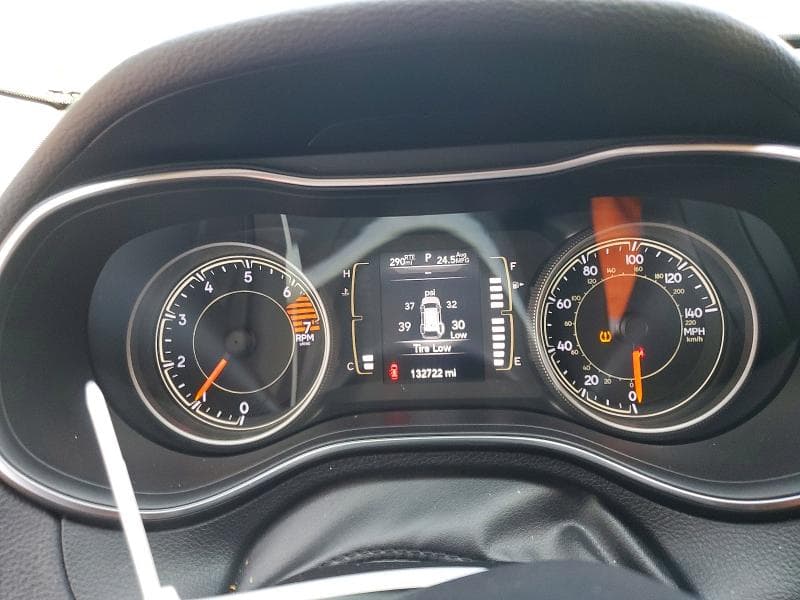 2019 JEEP CHEROKEE LATITUDE PLUS 9