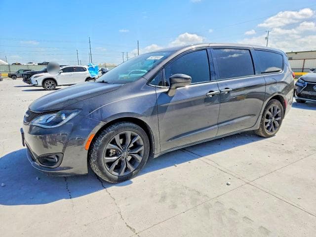 2018 CHRYSLER PACIFICA TOURING PLUS - 1