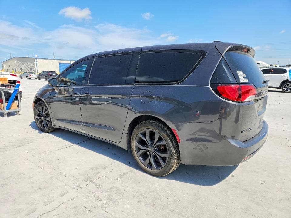 2018 CHRYSLER PACIFICA TOURING PLUS 2