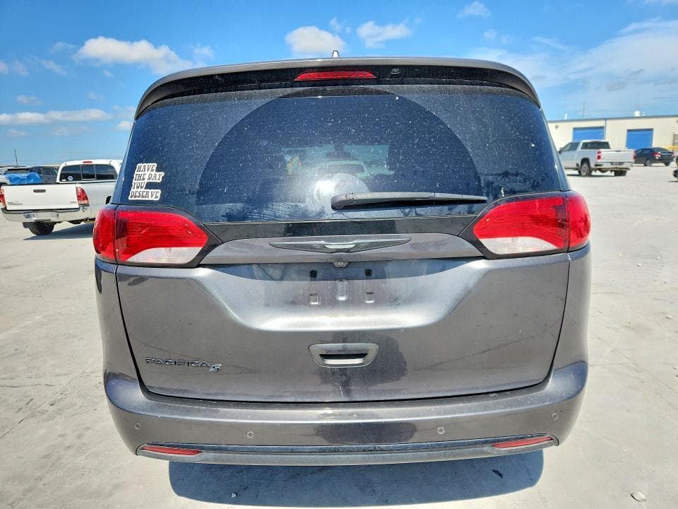 2018 CHRYSLER PACIFICA TOURING PLUS 6