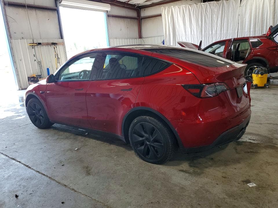 2024 TESLA MODEL Y 2
