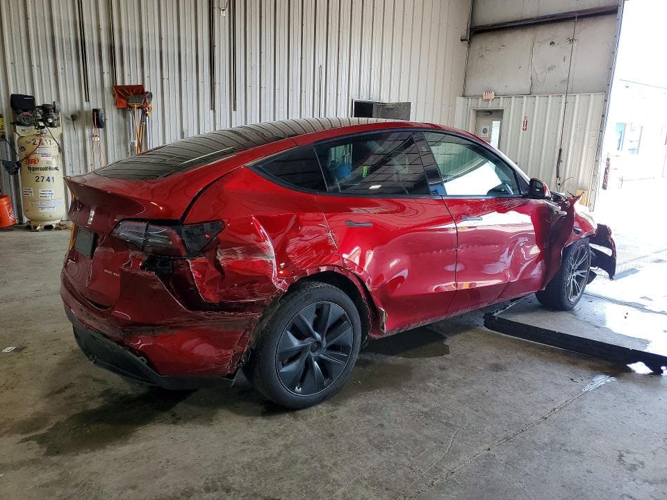 2024 TESLA MODEL Y 3
