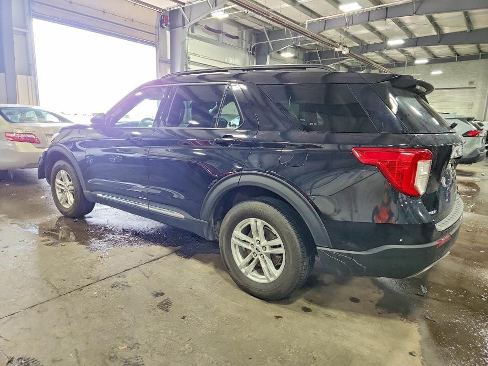 2023 FORD EXPLORER XLT XLT 2