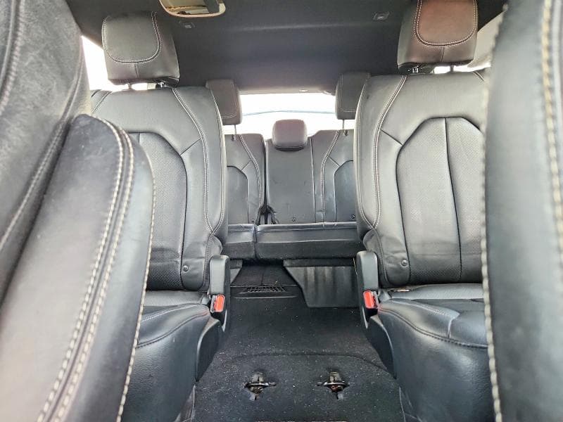 2018 CHRYSLER PACIFICA TOURING L 10