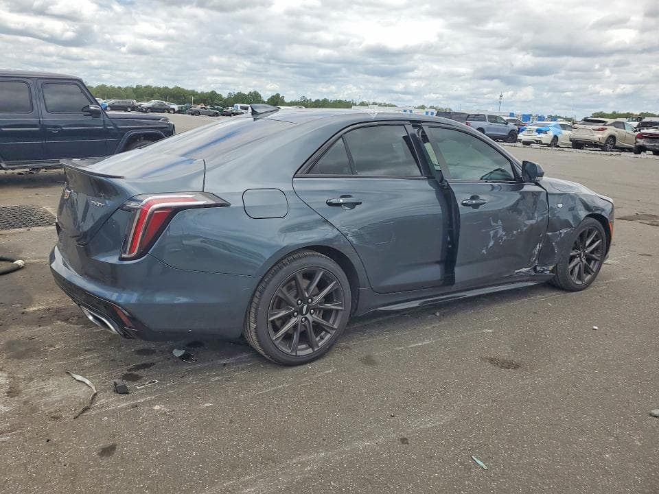 2022 CADILLAC CT4 SPORT 3