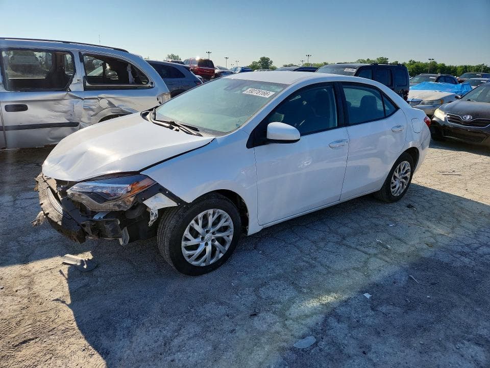 2018 TOYOTA COROLLA LE 1