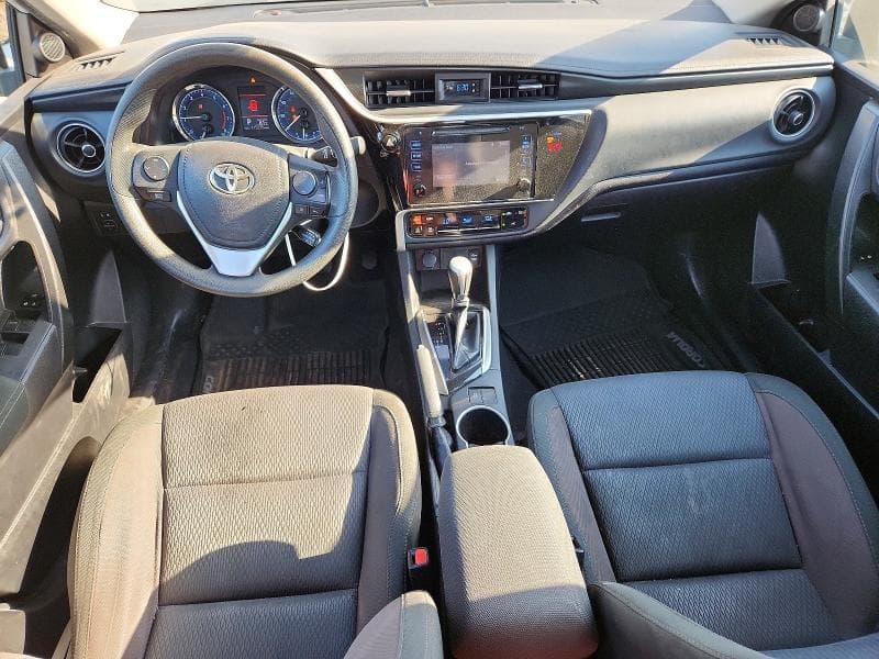 2018 TOYOTA COROLLA LE 8