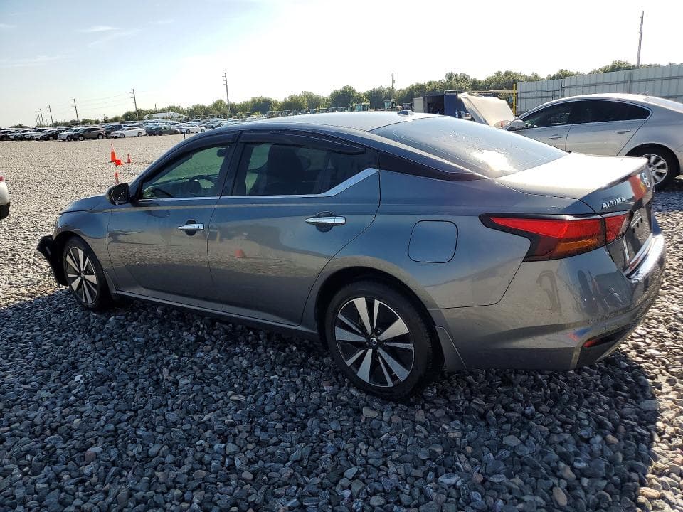 2021 NISSAN ALTIMA SV 2