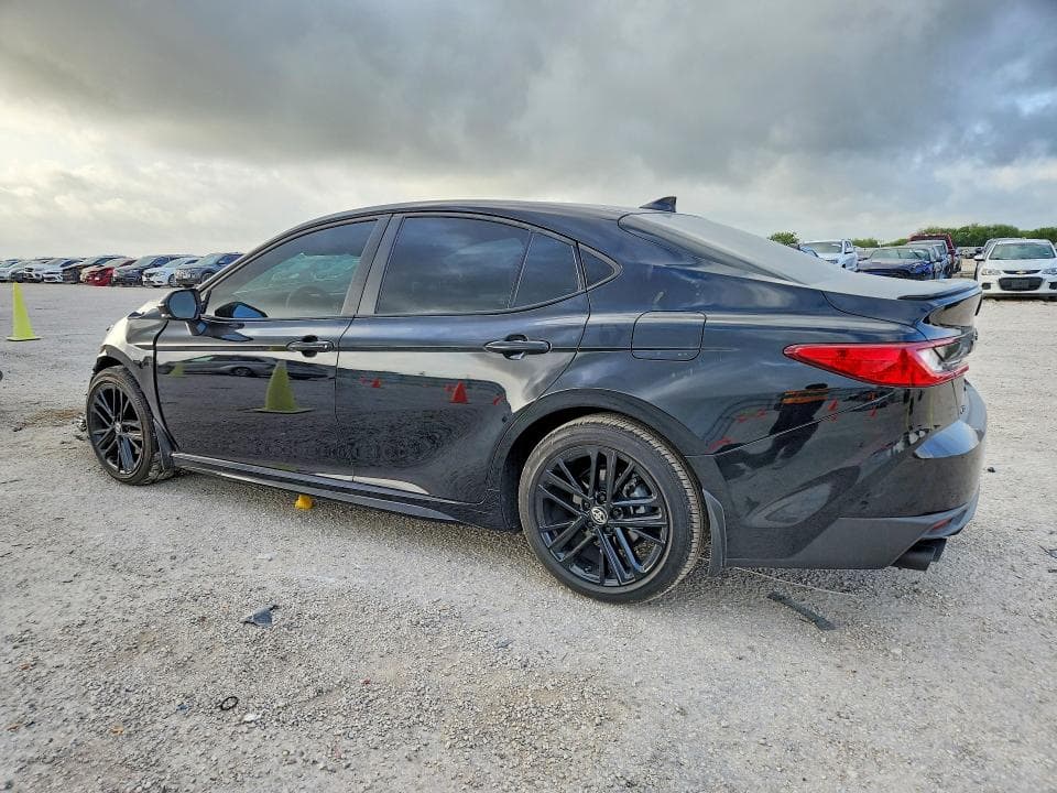 2025 TOYOTA CAMRY SE 2