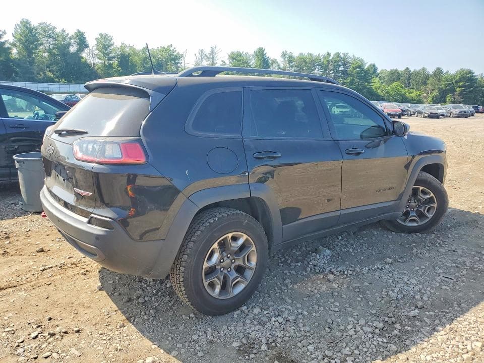 2019 JEEP CHEROKEE TRAILHAWK 3