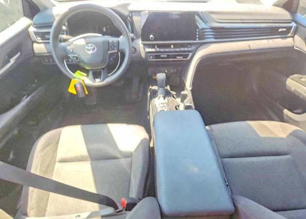 2025 TOYOTA CAMRY LE 8
