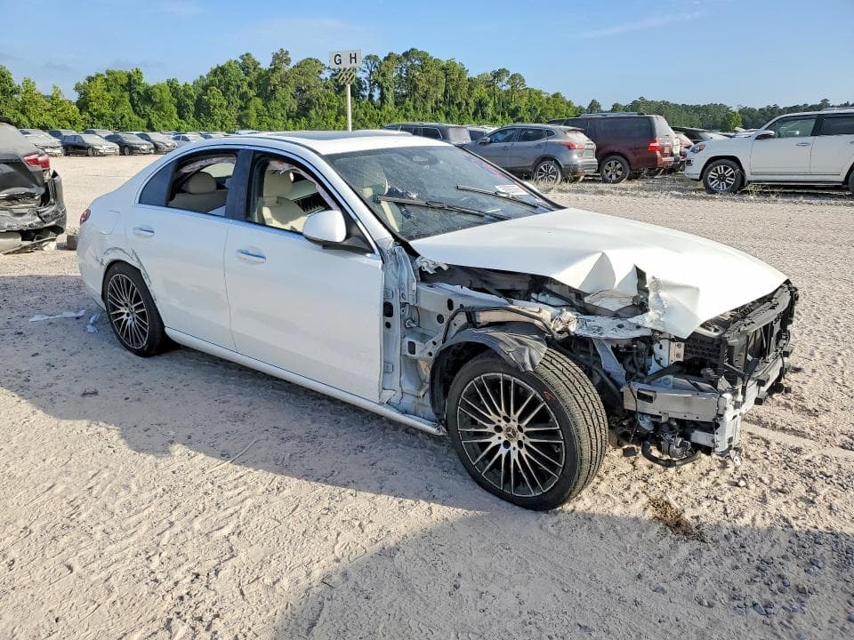 2024 MERCEDES-BENZ C 300 4