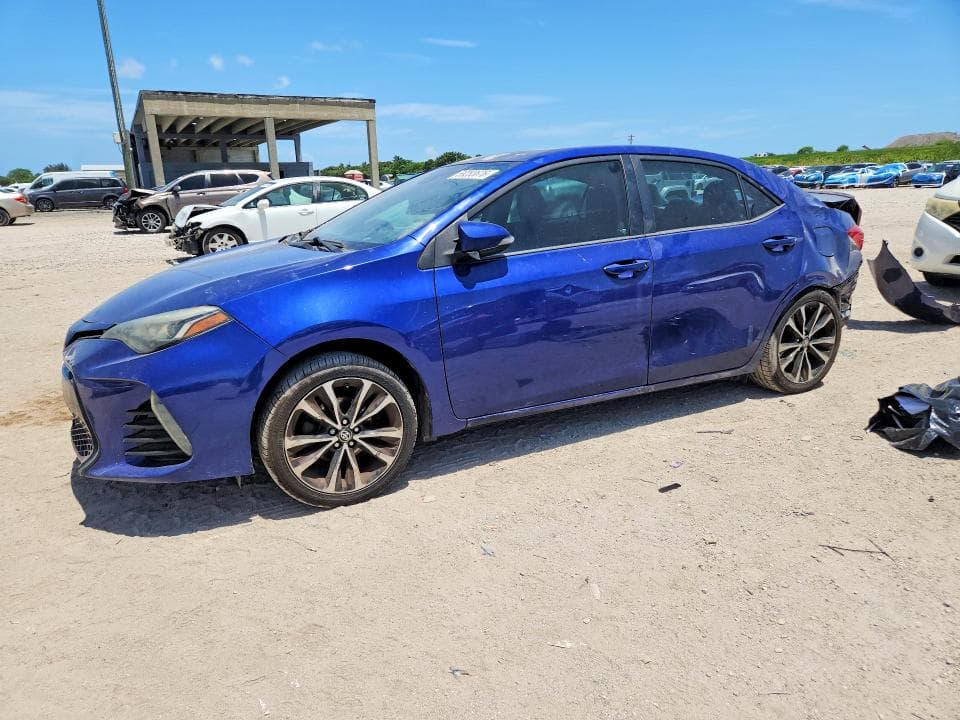 2017 TOYOTA COROLLA SE - 1