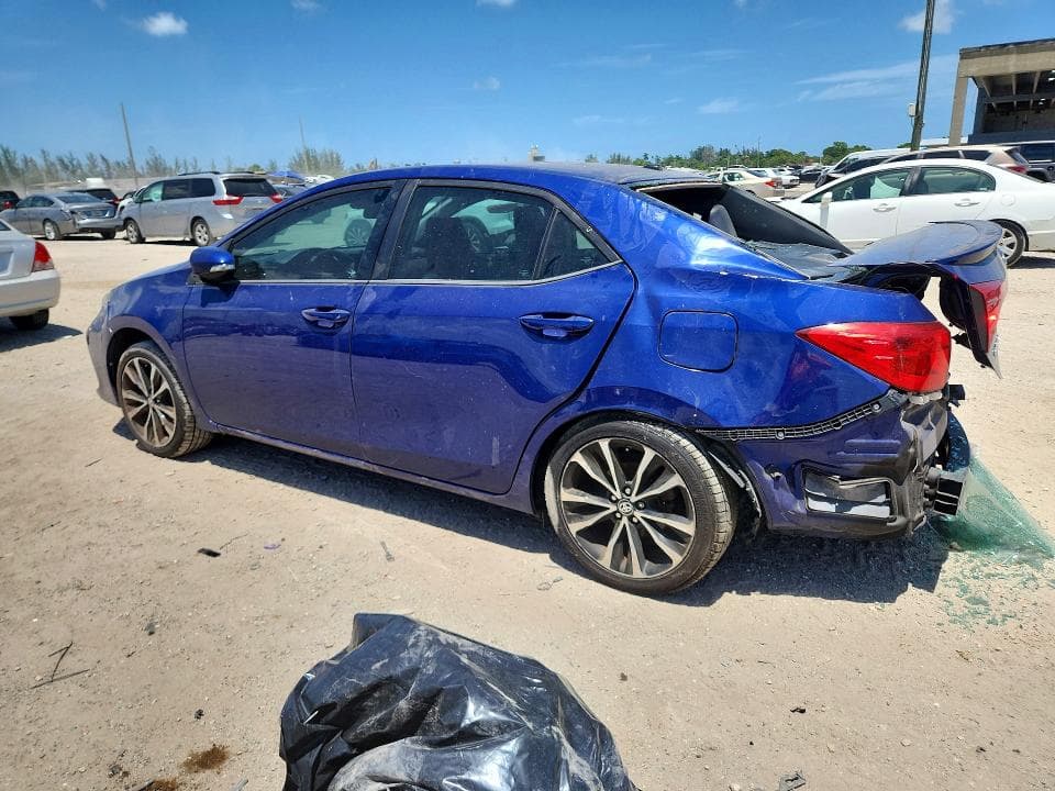2017 TOYOTA COROLLA SE 2