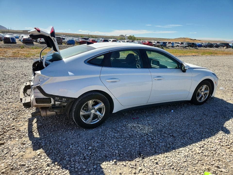 2020 HYUNDAI SONATA SE 3