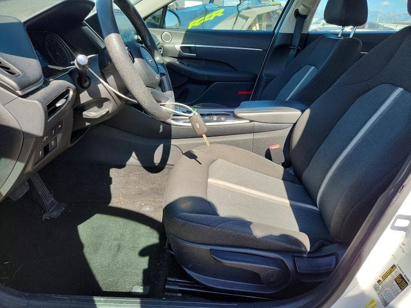 2020 HYUNDAI SONATA SE 7