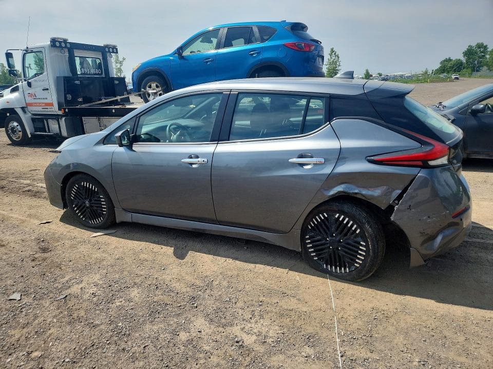 2023 NISSAN LEAF SV SV 2