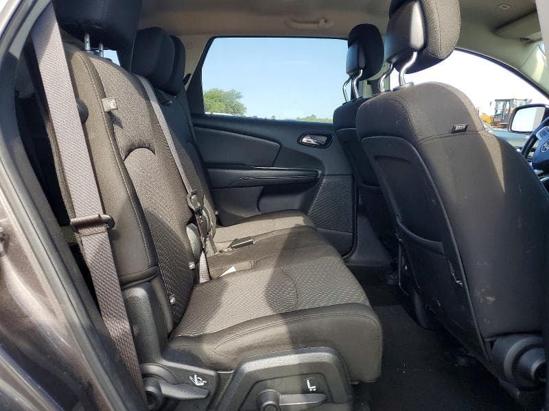 2020 DODGE JOURNEY SE 10