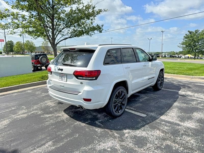 2020 JEEP GRAND CHEROKEE LAREDO 4