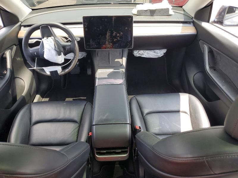 2022 TESLA MODEL Y 8