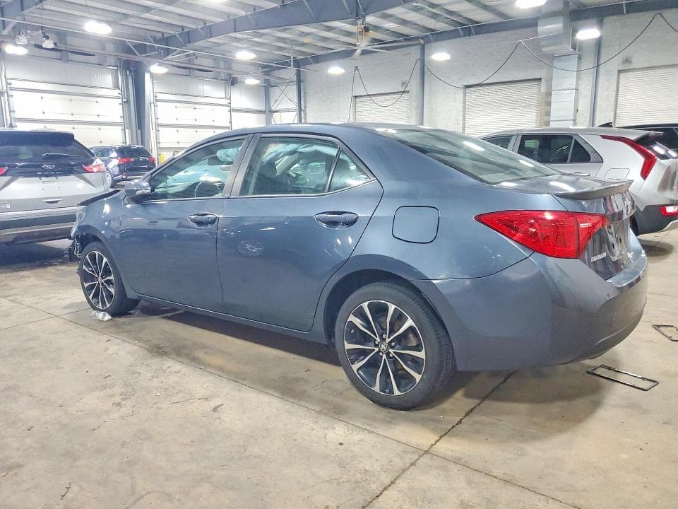 2017 TOYOTA COROLLA SE SE 2
