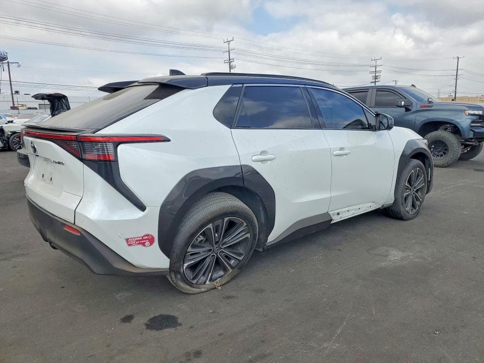 2024 TOYOTA BZ4X LIMITED 3