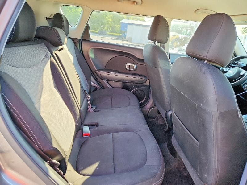 2019 KIA SOUL + 11