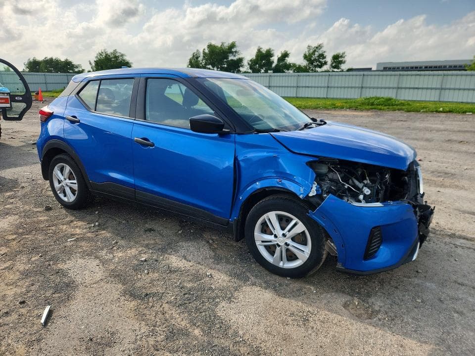 2021 NISSAN KICKS S 4