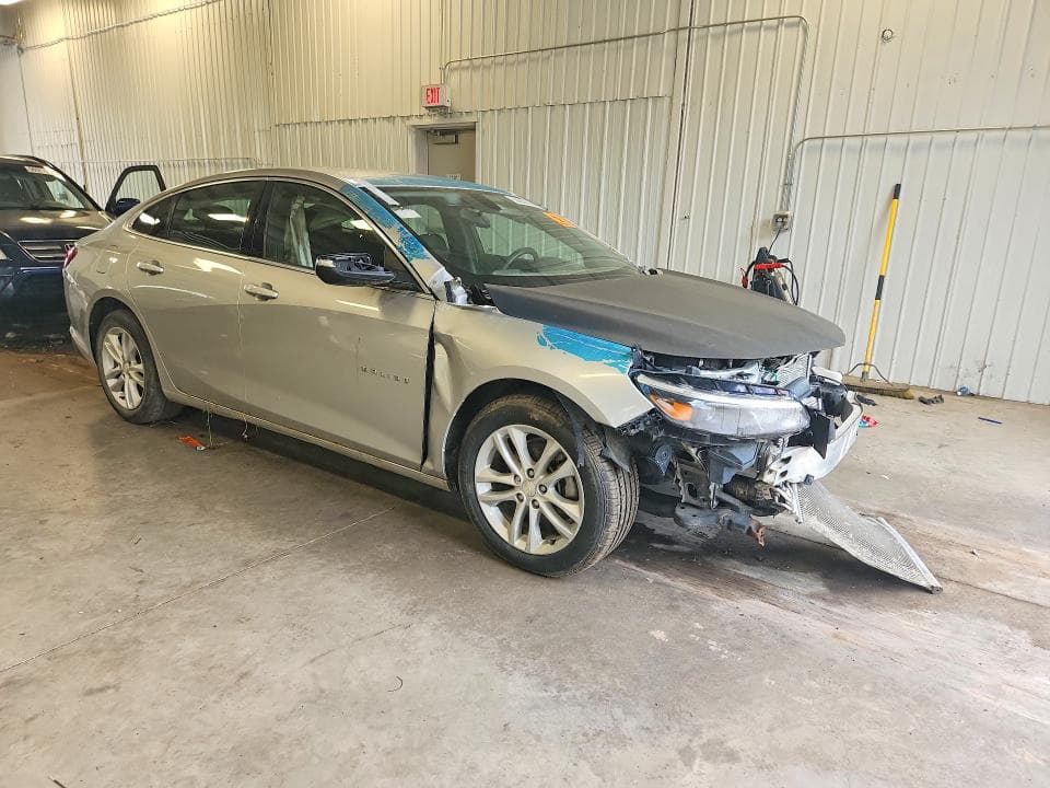 2017 CHEVROLET MALIBU LT 4