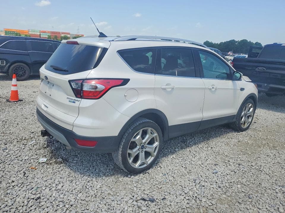 2018 FORD ESCAPE TITANIUM 3