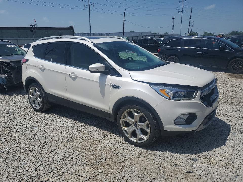 2018 FORD ESCAPE TITANIUM 4