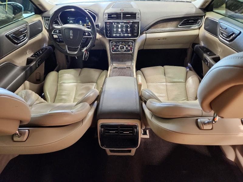 2017 LINCOLN CONTINENTAL SELECT 8