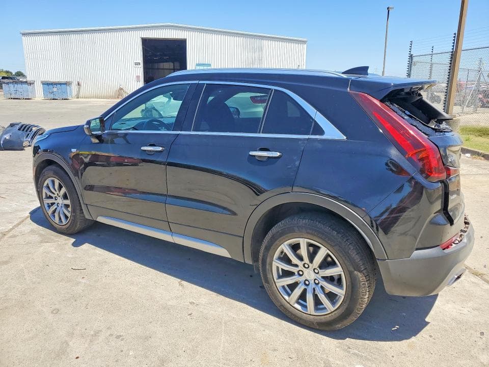 2022 CADILLAC XT4 PREMIUM LUXURY 2