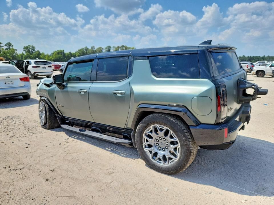 2024 GMC HUMMER SUV 3X 2