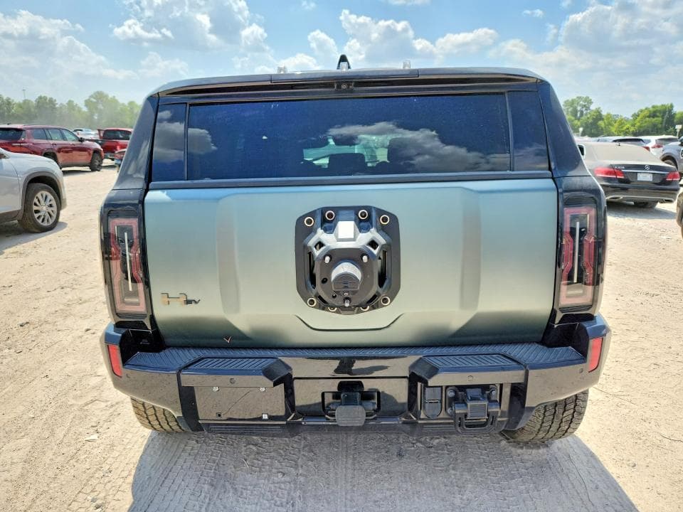 2024 GMC HUMMER SUV 3X 6