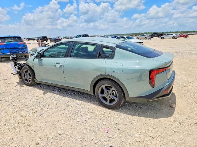 2025 KIA K4 LXS 2