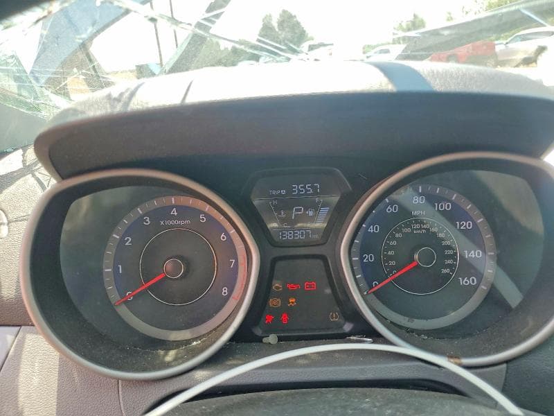 2016 HYUNDAI ELANTRA SE 9