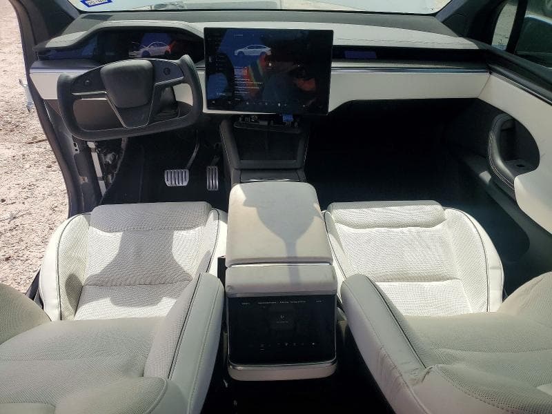 2022 TESLA MODEL X 8