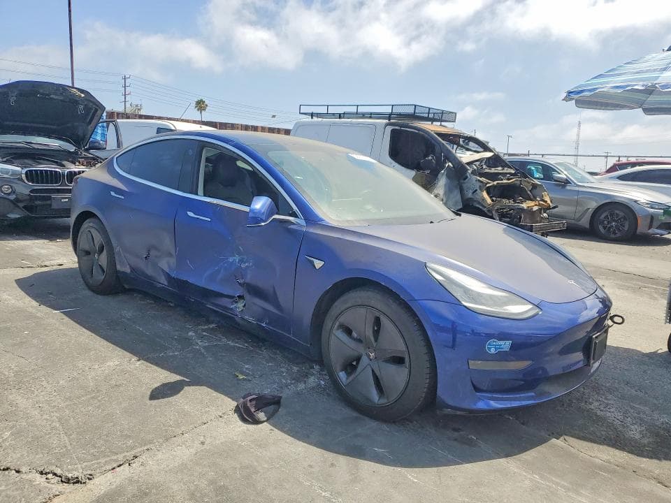 2020 TESLA MODEL 3 4