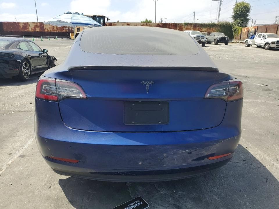 2020 TESLA MODEL 3 6