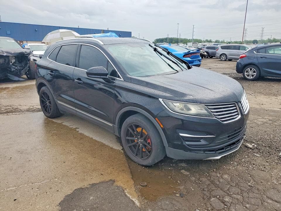 2017 LINCOLN MKC PREMIERE 4