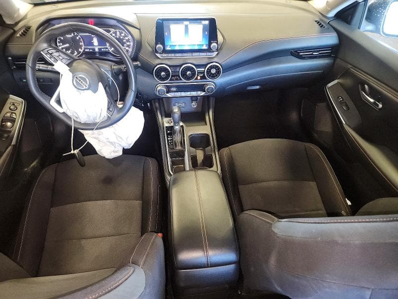 2021 NISSAN SENTRA SR 8