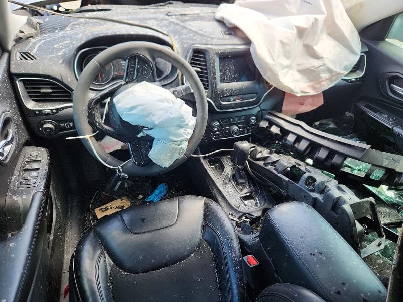 2020 JEEP CHEEROKEE 8