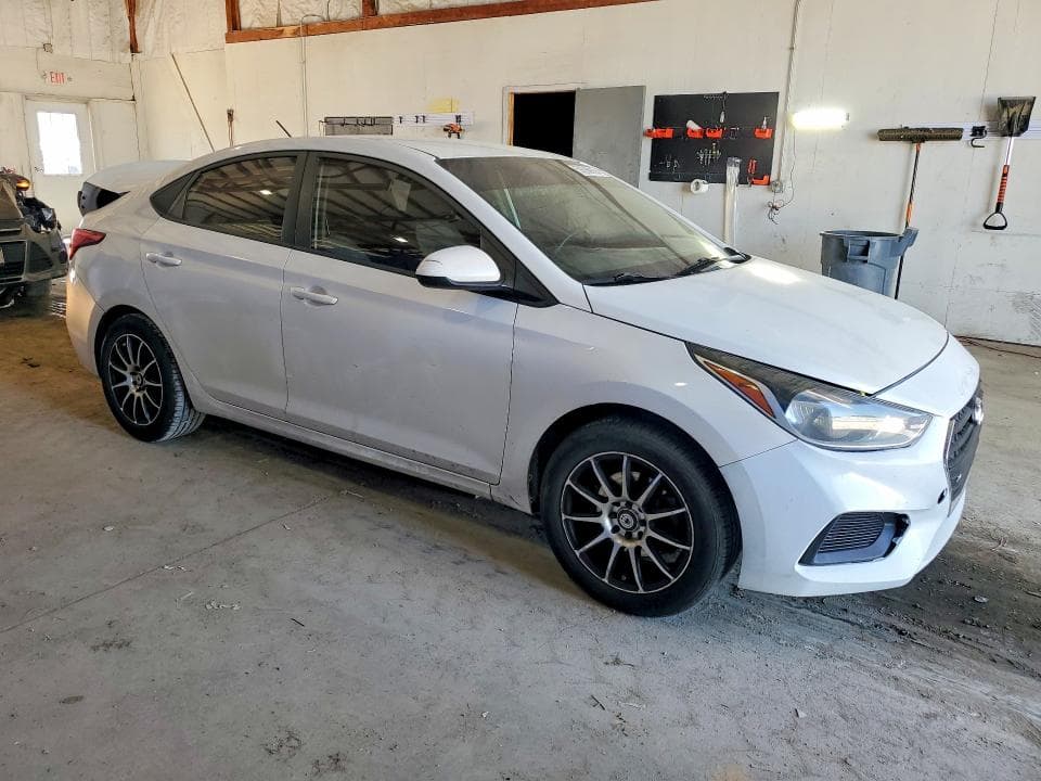 2019 HYUNDAI ACCENT SE SE 4