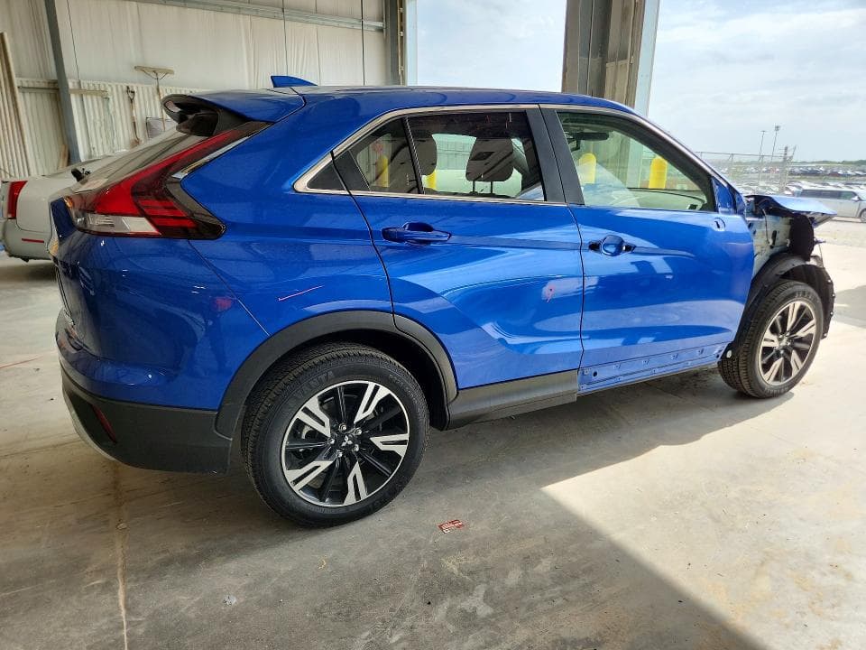 2024 MITSUBISHI ECLIPSE CROSS SE 3