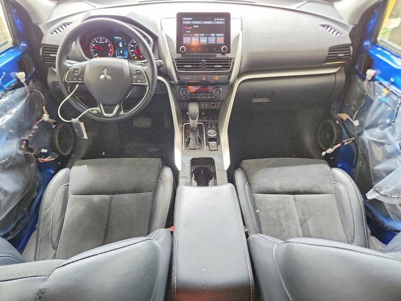 2024 MITSUBISHI ECLIPSE CROSS SE 8