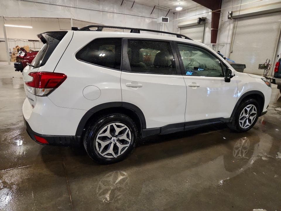 2024 SUBARU FORESTER PREMIUM PREMIUM 3