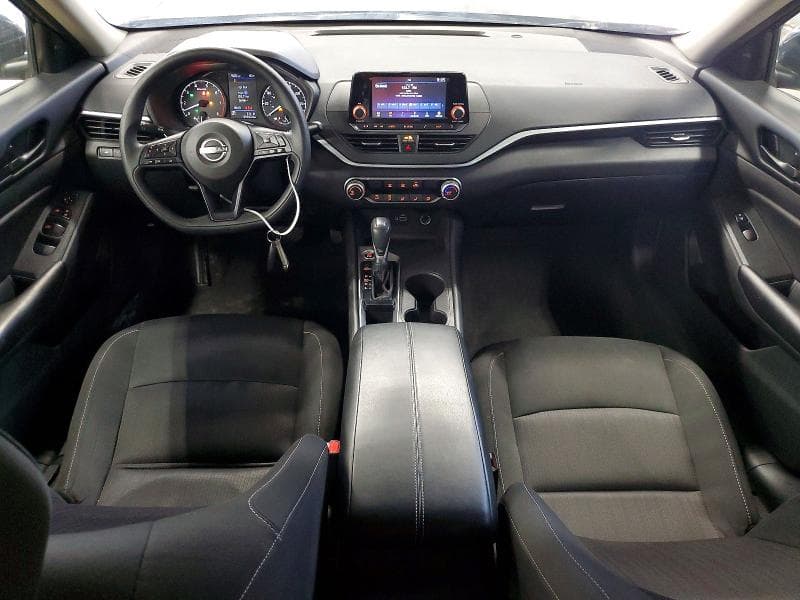 2023 NISSAN ALTIMA S 8