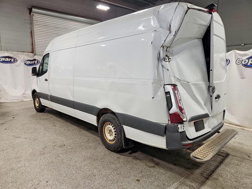 2021 MERCEDES-BENZ SPRINTER 2500 2